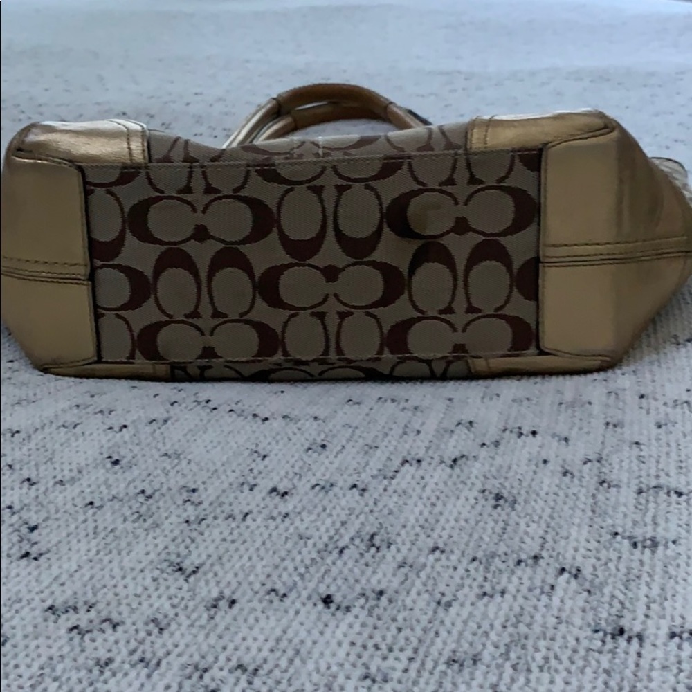 Coach bag - Picture 4 of 11
